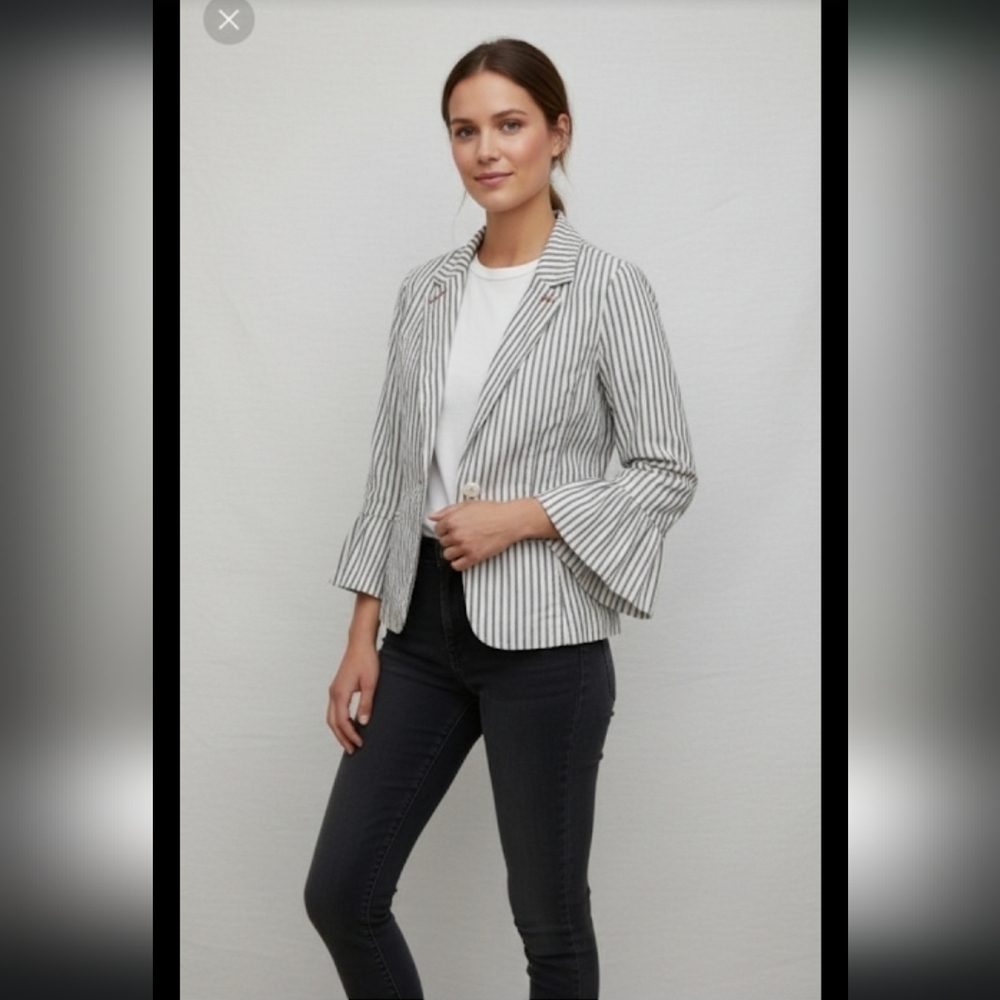 CAbi Woman's Jacket Dize 2